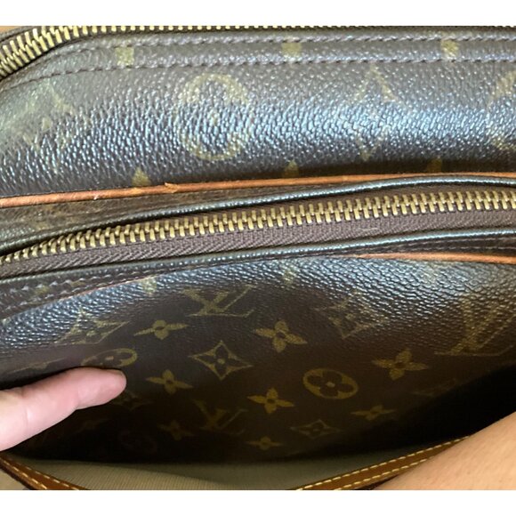 AUTHENTIC LOUIS VUITTON MONOGRAM REPORTER PM - Picture 7 of 10